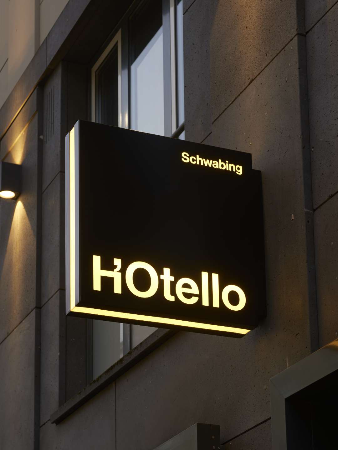 H’Otello, Sign